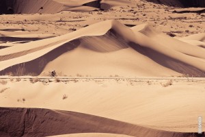 Adam Bickett racing through the desert.